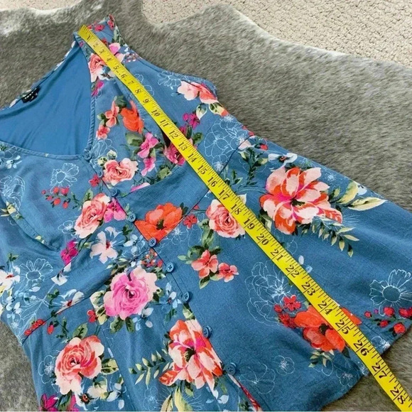Torrid Floral Button Up Tie Waist Blouse - Picture 10 of 11